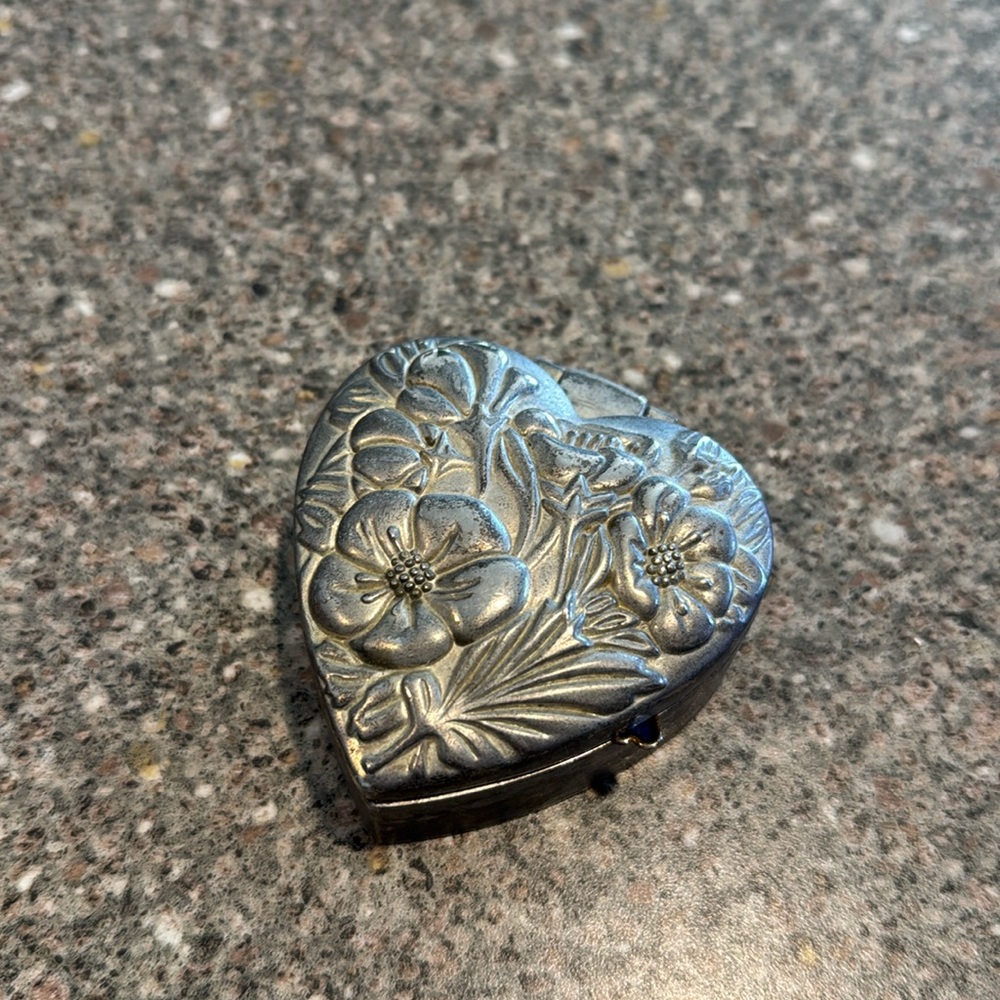 Vintage international silver company trinket box